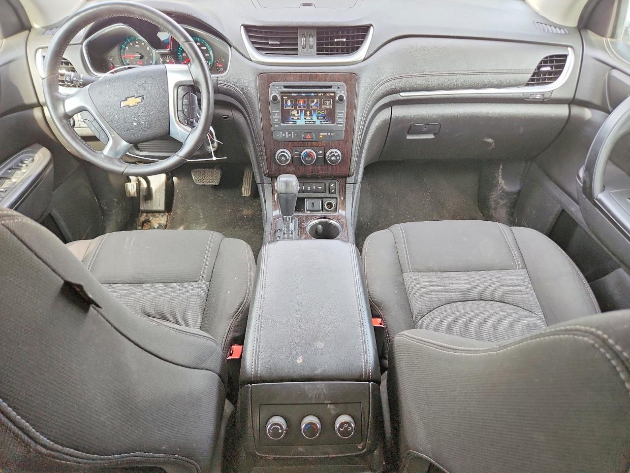 2016 CHEV Traverse VIN 1GNKVGKD3GJ245793 photo 8