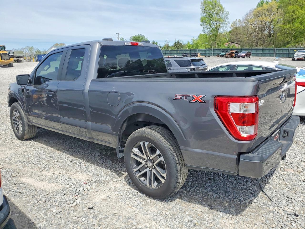 2021 Ford F150 VIN 1FTEX1CP2MKE74526 photo 2