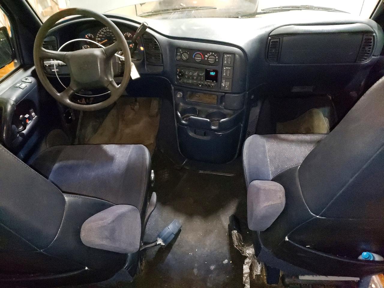 2000 CHEV Astro VIN 1GNEL19W8YB177218 photo 8
