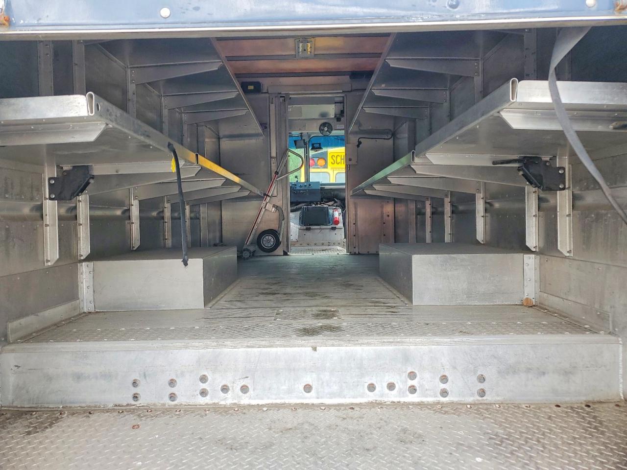 2021 FREIGHTLINER All other VIN 4UZAC2GA6MCMM9706 photo 10