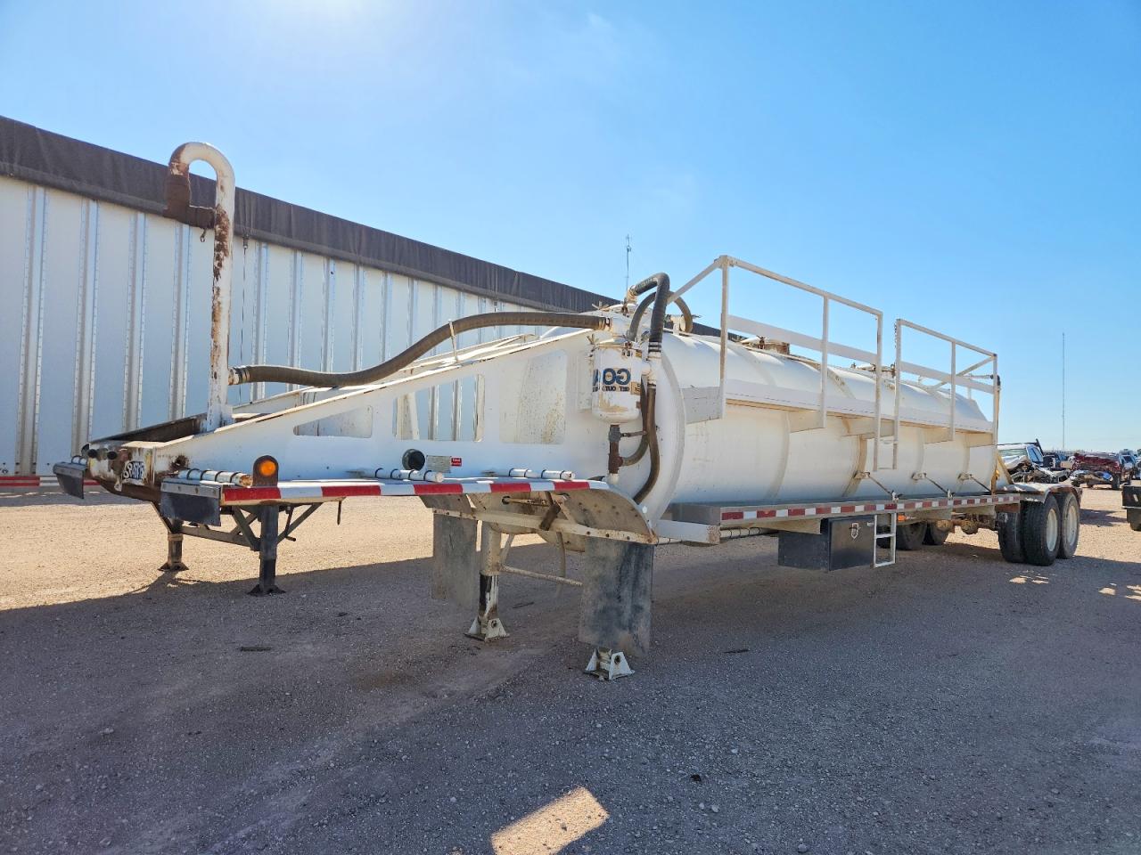 2020 TROXELL Unknown VIN 1T9TJ4723L1867622 photo 2
