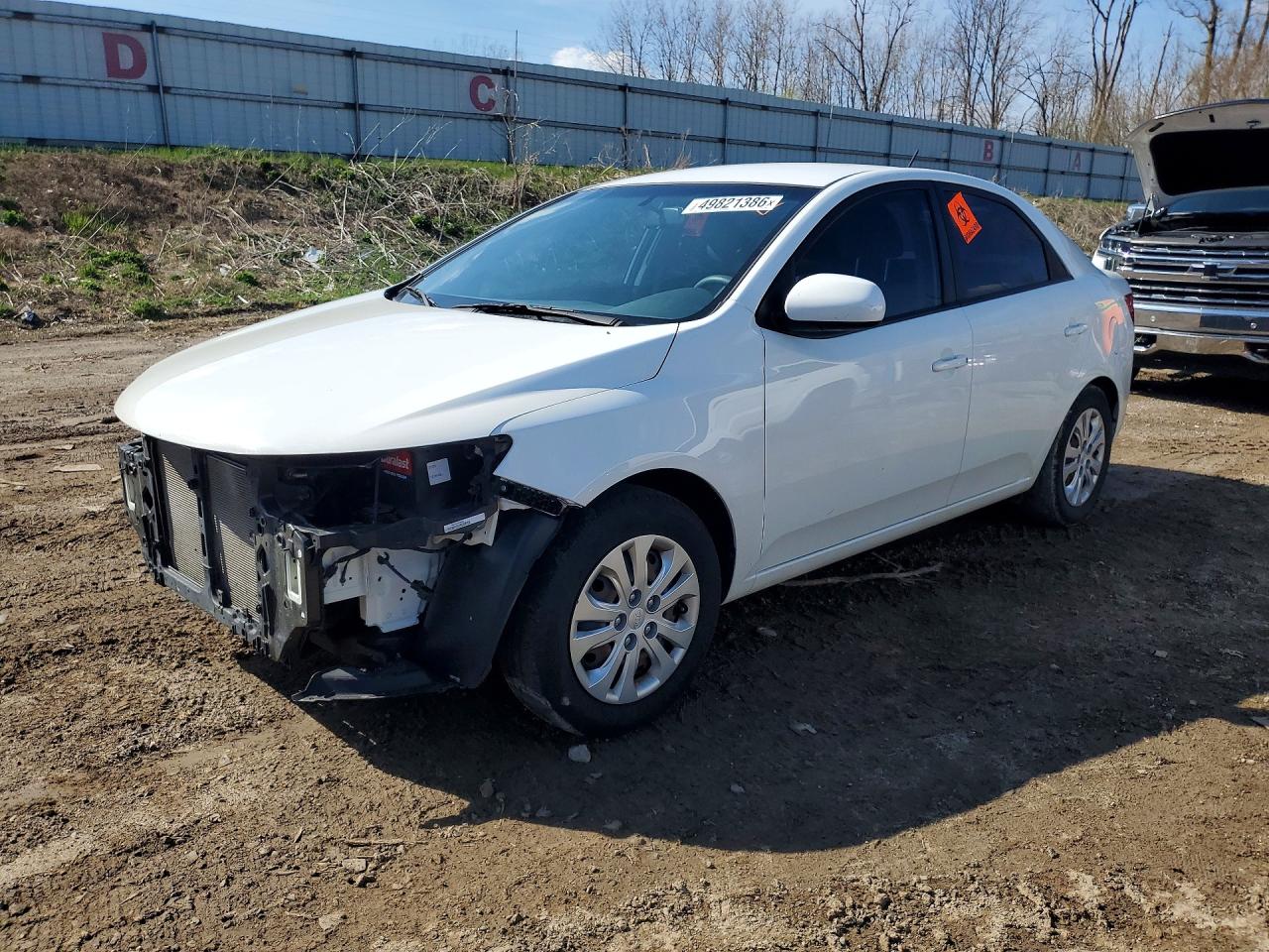2013 Kia Forte VIN KNAFT4A24D5738589 photo 1