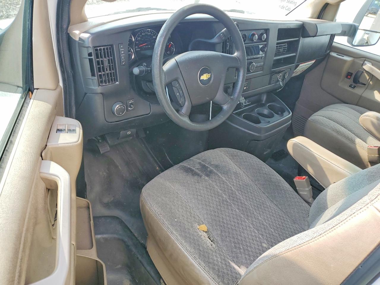 2018 Chevrolet Express VIN 1HA6GVCG5JN001012 photo 8