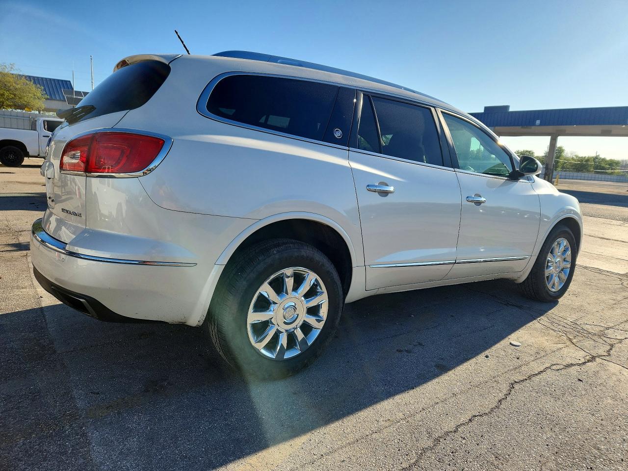 2015 Buick Enclave VIN 5GAKRCKD6FJ110796 photo 3
