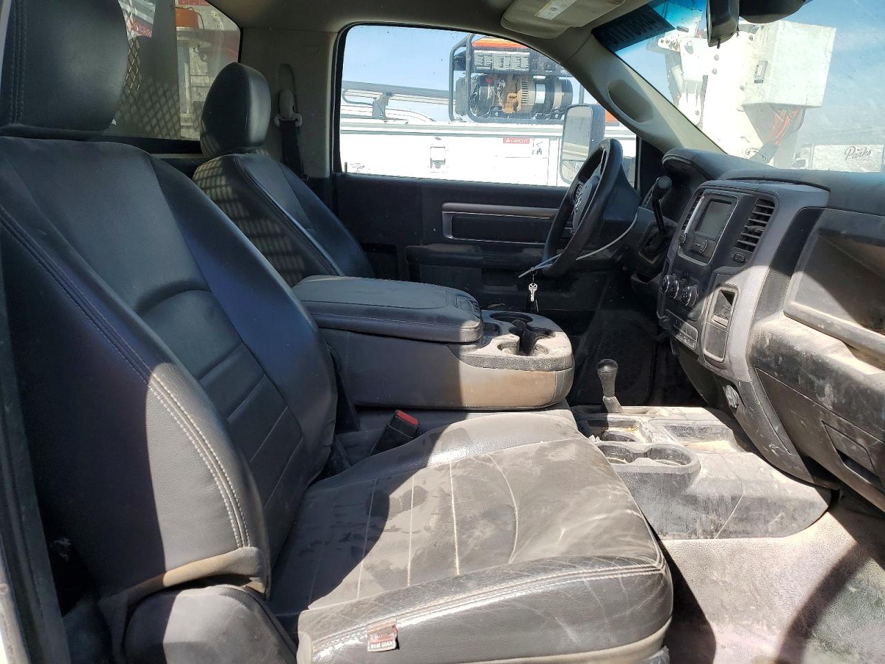 2016 Ram 3500 VIN 3C7WRTAJ8GG132277 photo 10