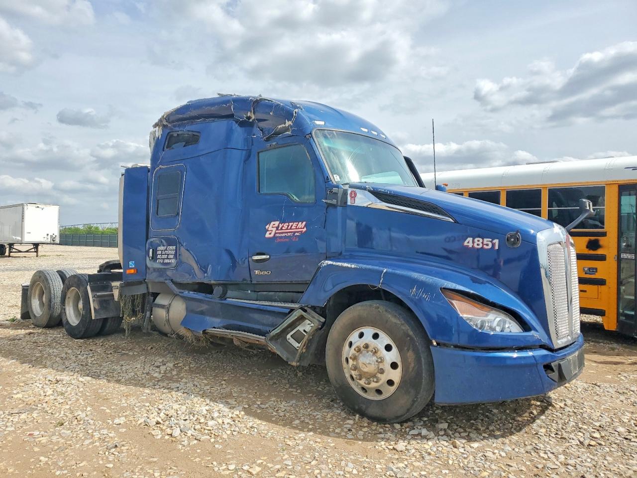 2025 KENWORTH All other VIN 1XKYD49X8SJ153502 photo 1