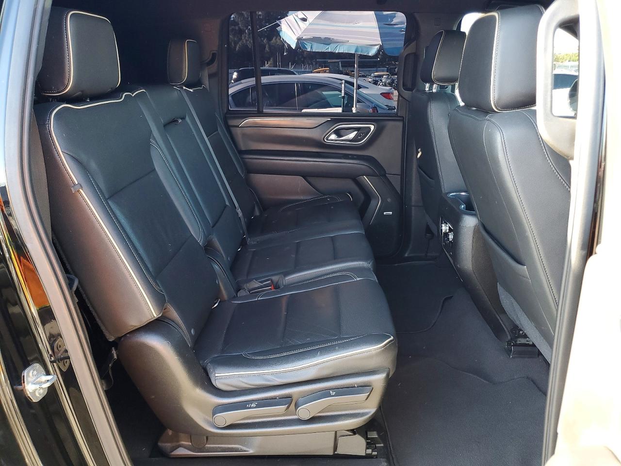 2021 GMC Yukon VIN 1GKS1GKD1MR268821 photo 11