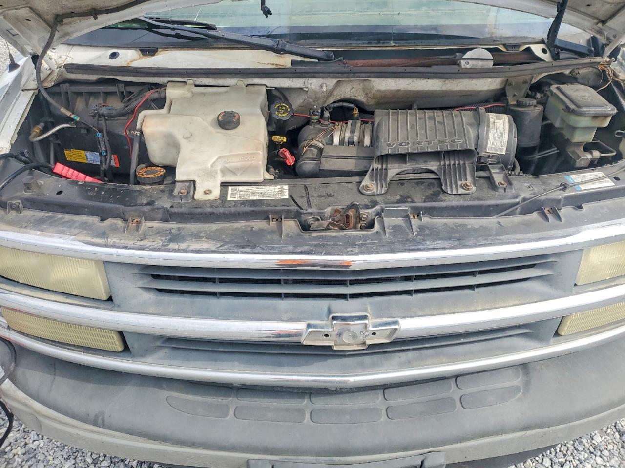 2002 CHEVROLET Express VIN 1GAHG39RX21102543 photo 12