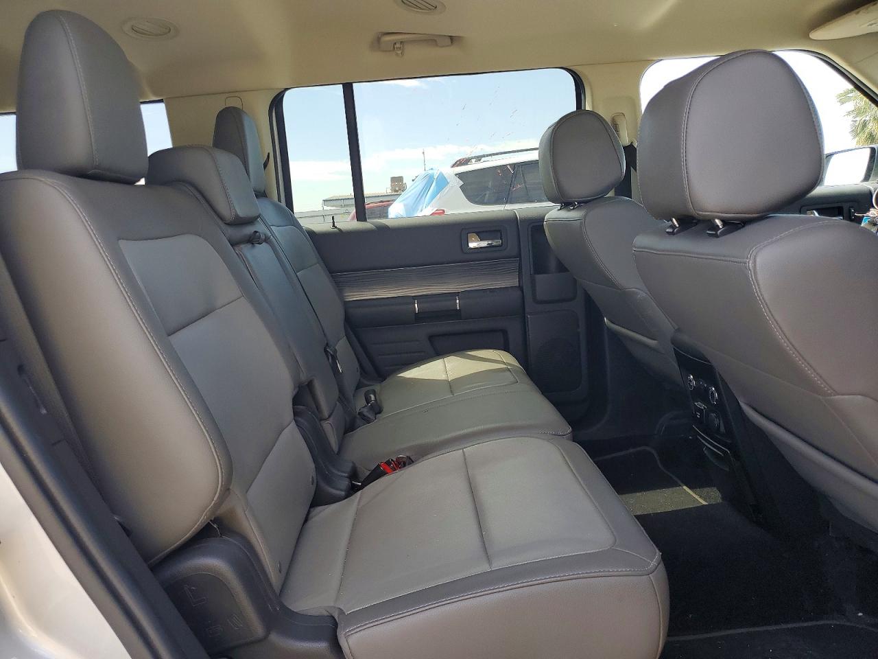 2019 Ford Flex VIN 2FMGK5C8XKBA39277 photo 11