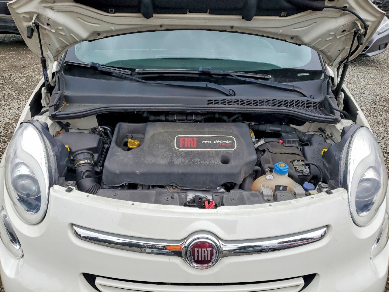 2017 Fiat 500 VIN ZFBCFAAH3HZ038743 photo 11