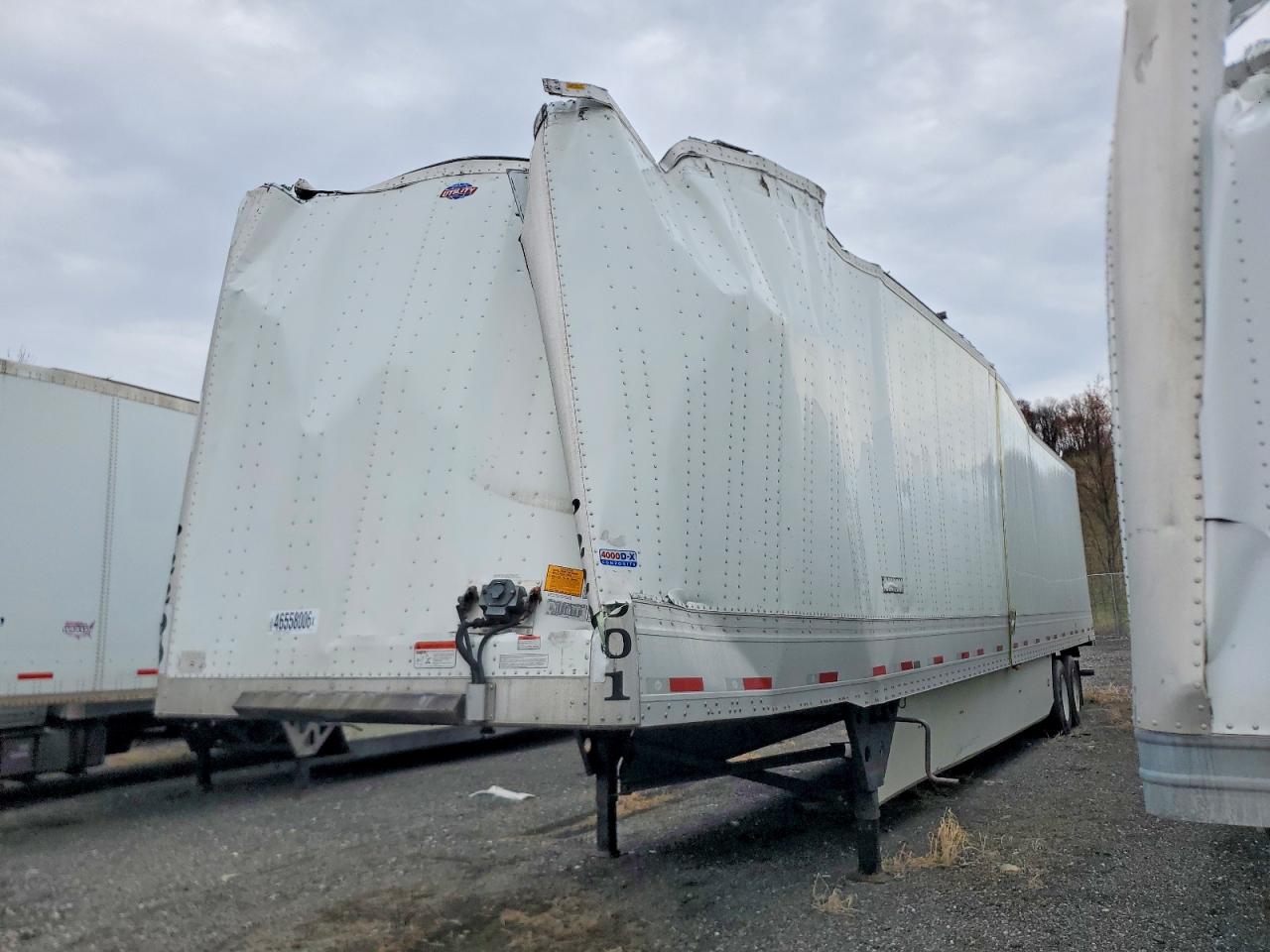2023 UTILITY Utility tr VIN 1UYVS2537P7889901 photo 2