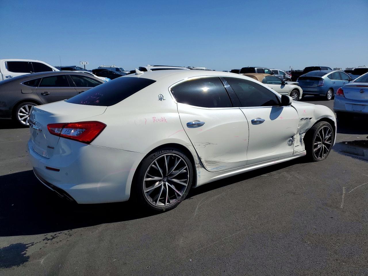 2019 Maserati All other VIN ZAM57XSL8K1325067 photo 3