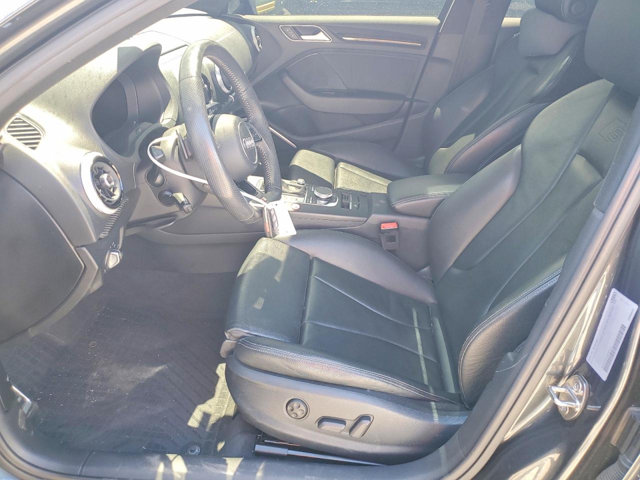 2019 Audi S3 VIN WAUB1GFF4KA085137 photo 7