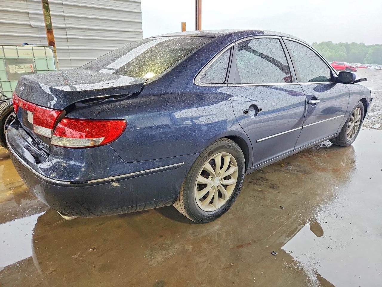 2006 Hyundai Azera VIN KMHFC46F86A086936 photo 3