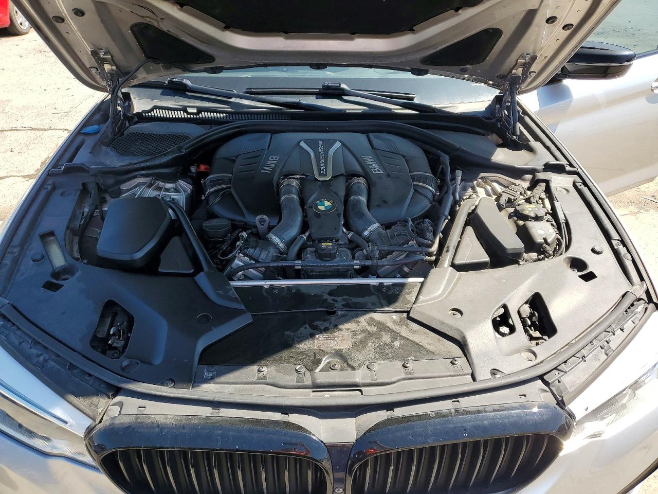 2018 BMW M5 VIN WBAJB9C58JB287052 photo 11