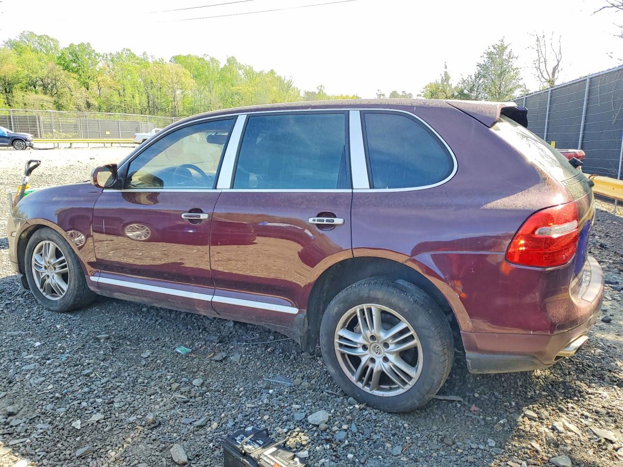 2008 Porsche Cayenne VIN WP1AB29P88LA42936 photo 2
