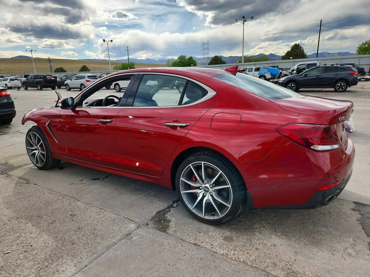 2020 Genesis G70 VIN KMTG34LE1LU058069 photo 2