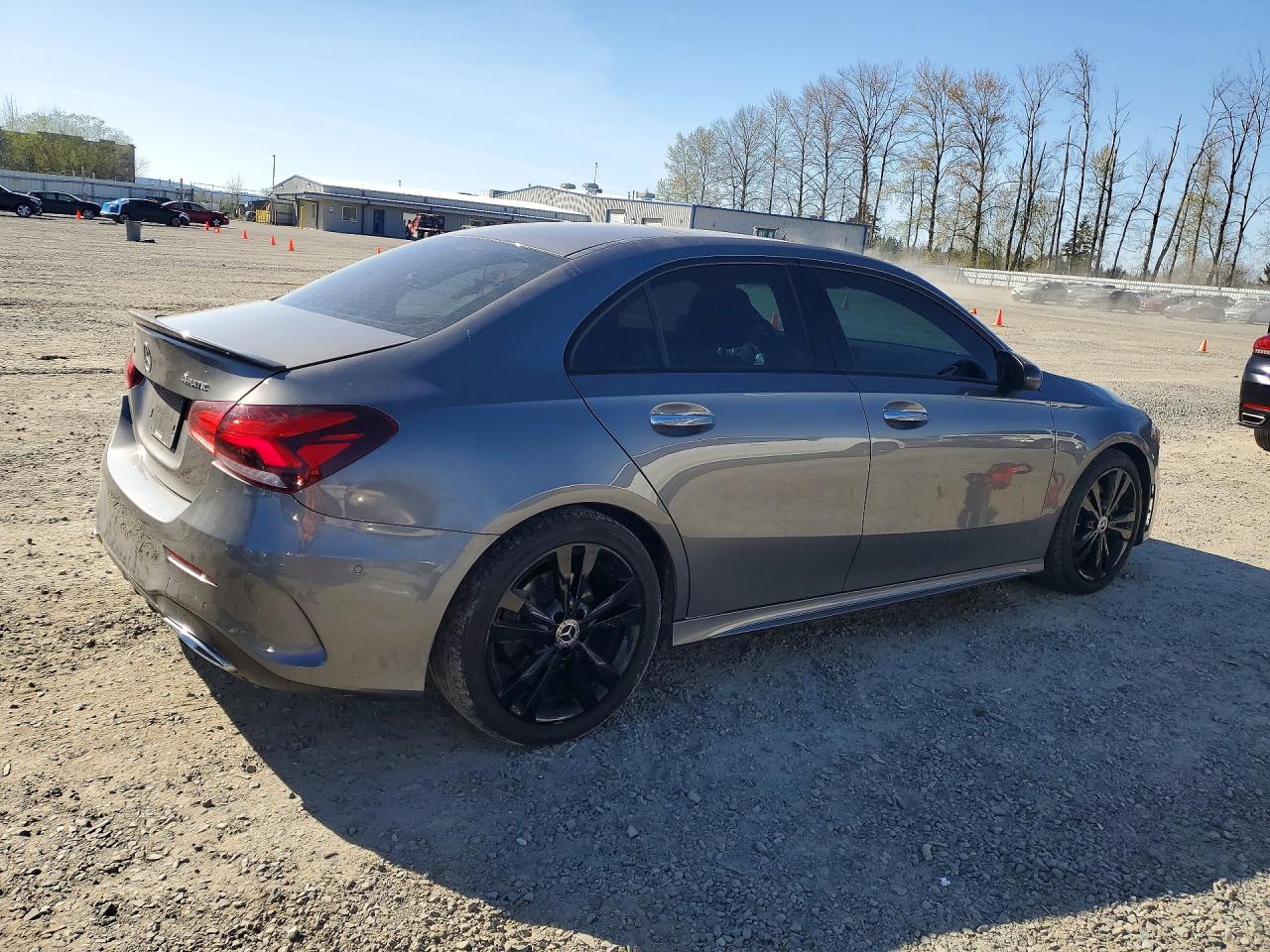 2019 Mercedes-Benz A-class VIN WDD3G4FB1KW013984 photo 3
