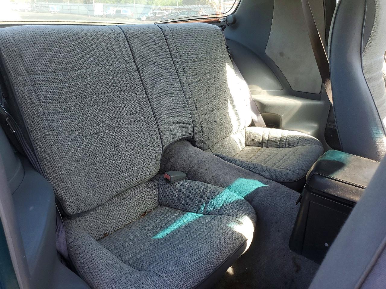 1992 Chevrolet Camaro VIN 1G1FP23T5NL133813 photo 10