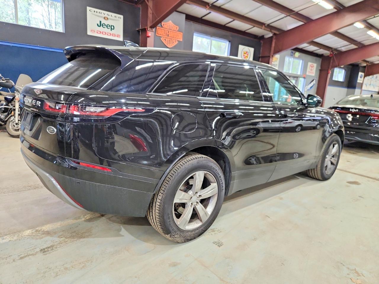 2018 Land Rangerover VIN SALYB2RX8JA731692 photo 3