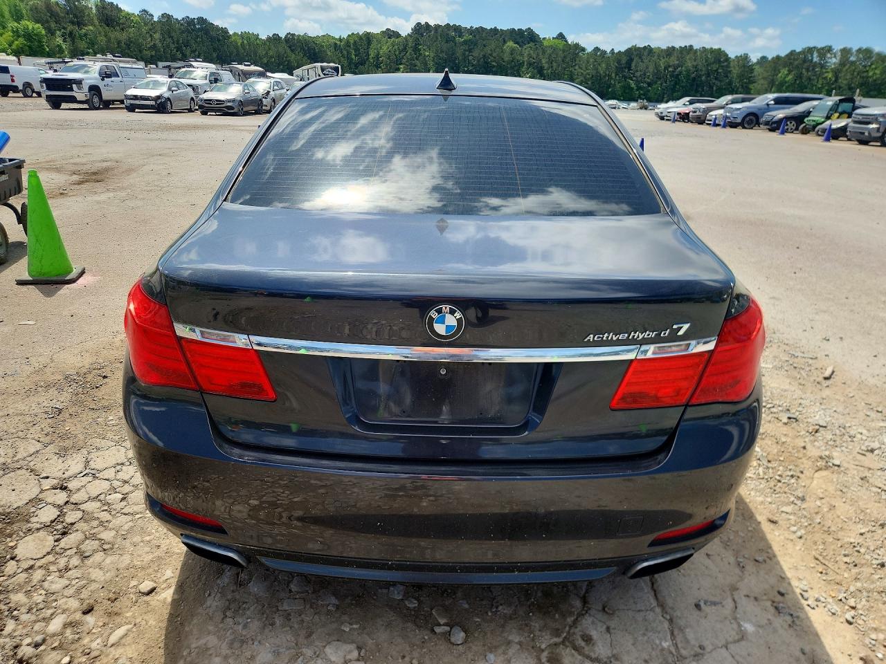 2011 BMW 7 series VIN WBAKX8C57BC198391 photo 6