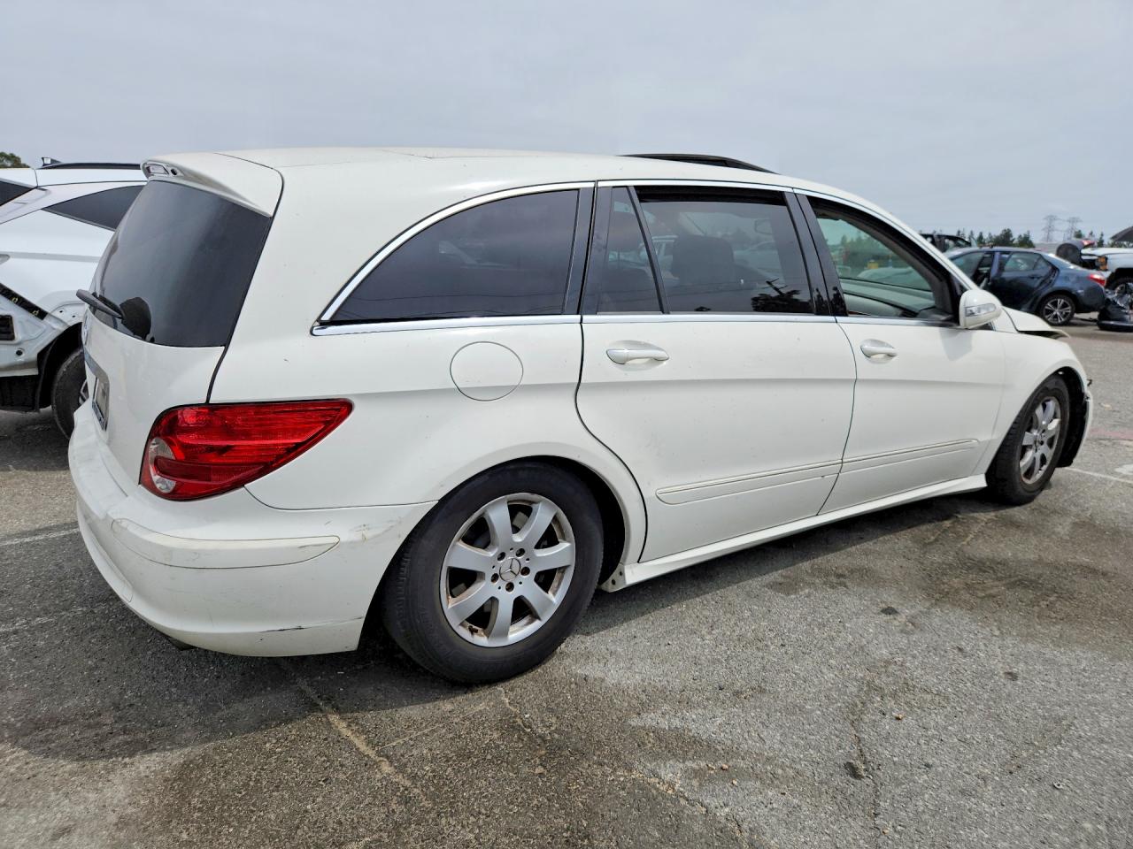 2006 Mercedes-Benz E-class VIN 4JGCB65E26A008856 photo 3