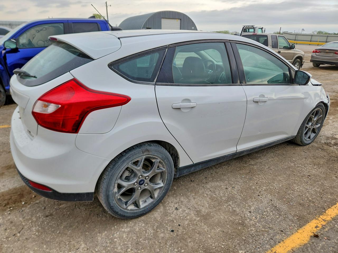 2013 Ford Focus VIN 1FADP3K29DL214041 photo 3