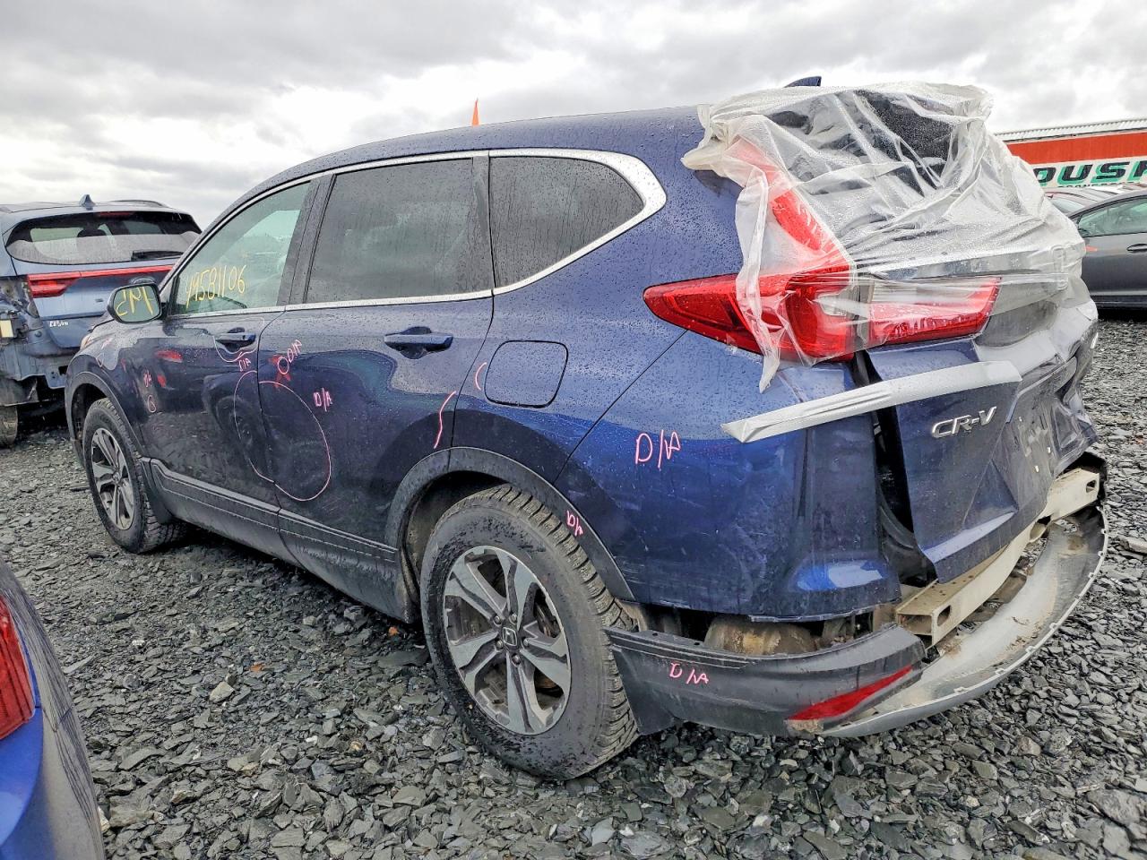 2017 Honda Crv VIN 2HKRW2H28HH135491 photo 2