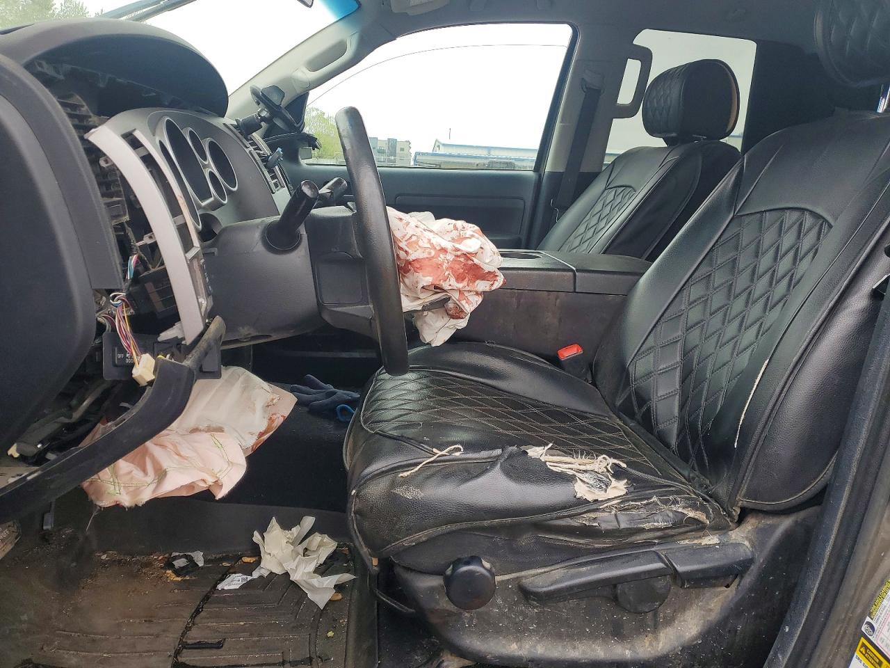 2011 Toyota Tundra VIN 5TFUM5F14BX023892 photo 7