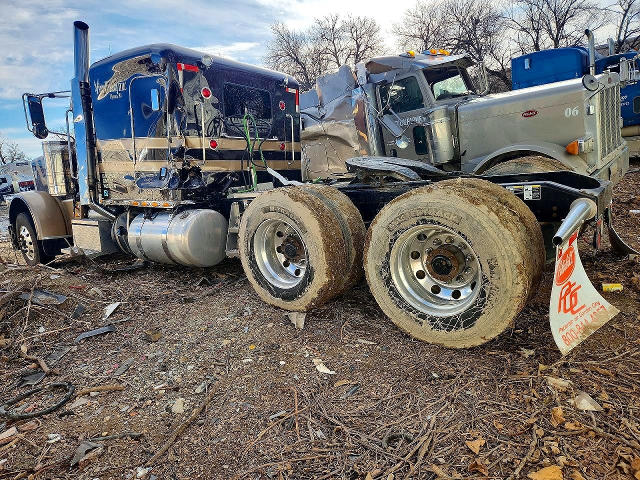 2019 PETERBILT All other VIN 1XPXD49X0KD610145 photo 3