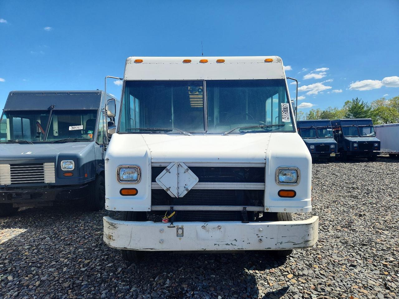 1999 FREIGHTLINER All models VIN 4UZA5FFC0XCB81957 photo 5
