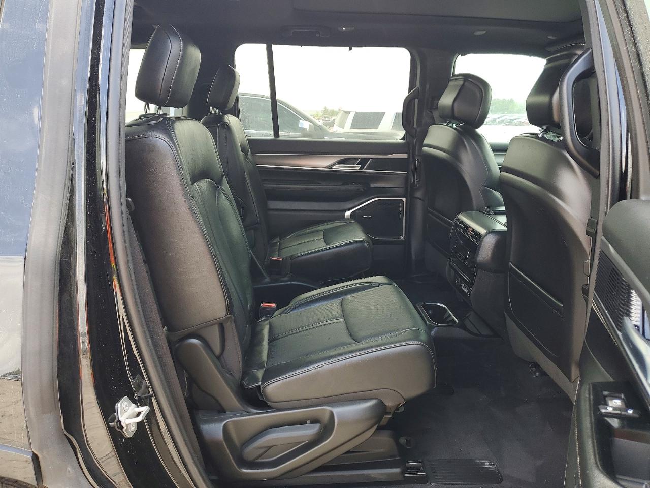 2023 Jeep Wagoneer VIN 1C4SJVBP0PS560452 photo 11
