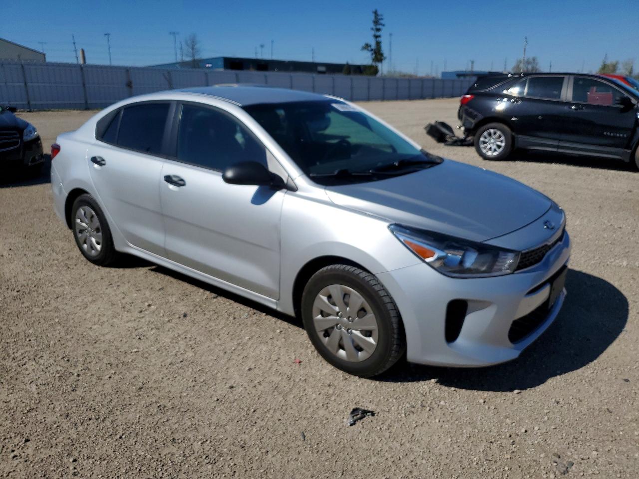 2018 Kia Rio VIN 3KPA24AB2JE058805 photo 4