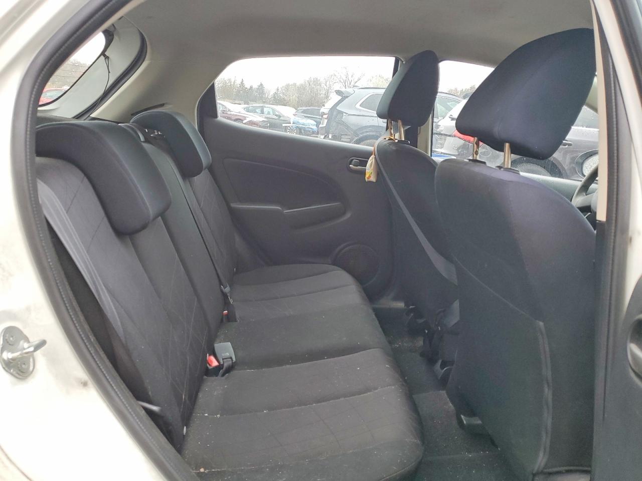 2014 Mazda 2 VIN JM1DE1KY0E0187775 photo 10
