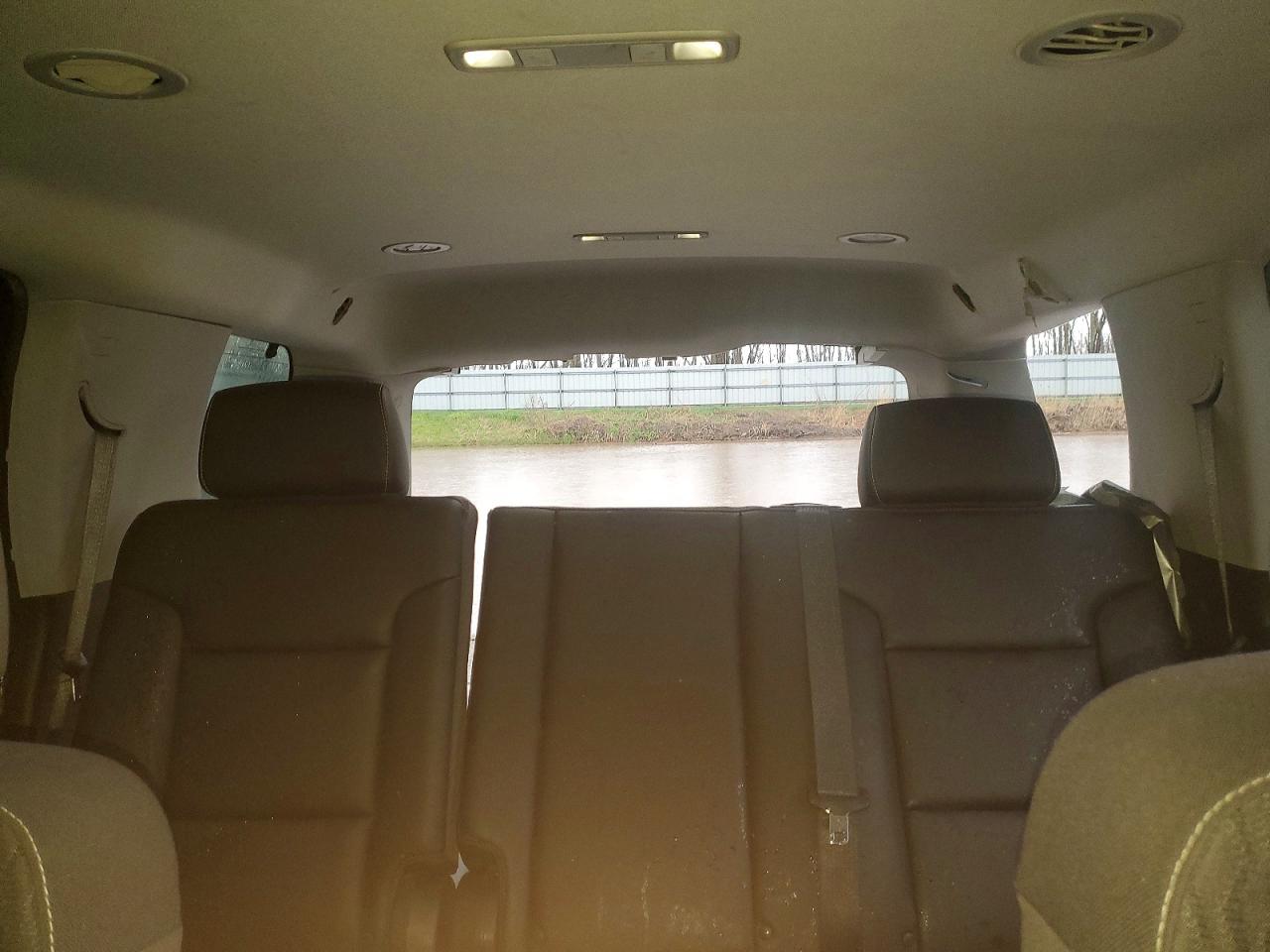 2018 Chevrolet Tahoe VIN 1GNSKDEC5JR311523 photo 10