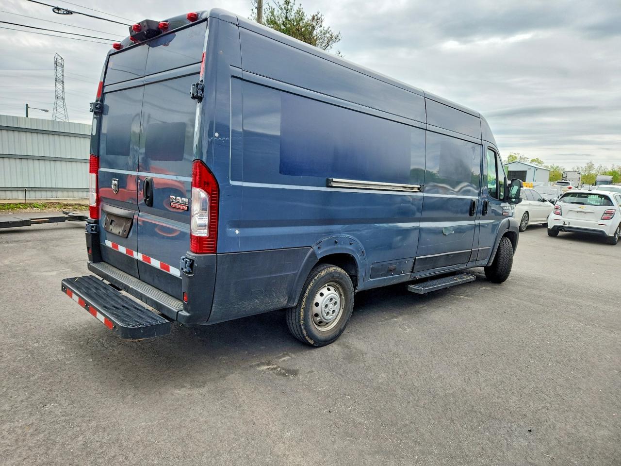 2020 RAM Promaster VIN 3C6URVJG0LE140391 photo 3
