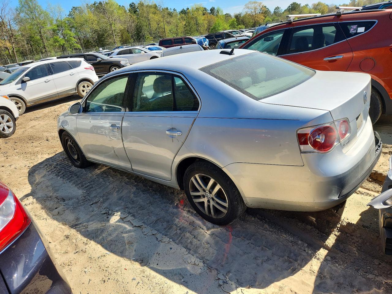 2006 VOLKSWAGEN Jetta VIN 3VWRG71K96M837828 photo 2