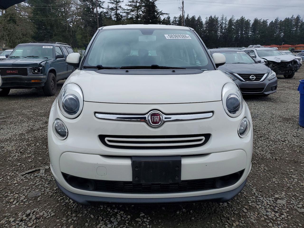 2017 Fiat 500 VIN ZFBCFAAH3HZ038743 photo 5
