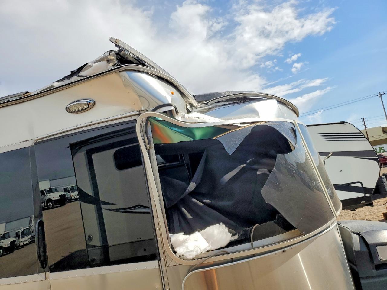 2022 AIRSTREAM Trailer VIN 1SMG4DD22NJ207512 photo 9