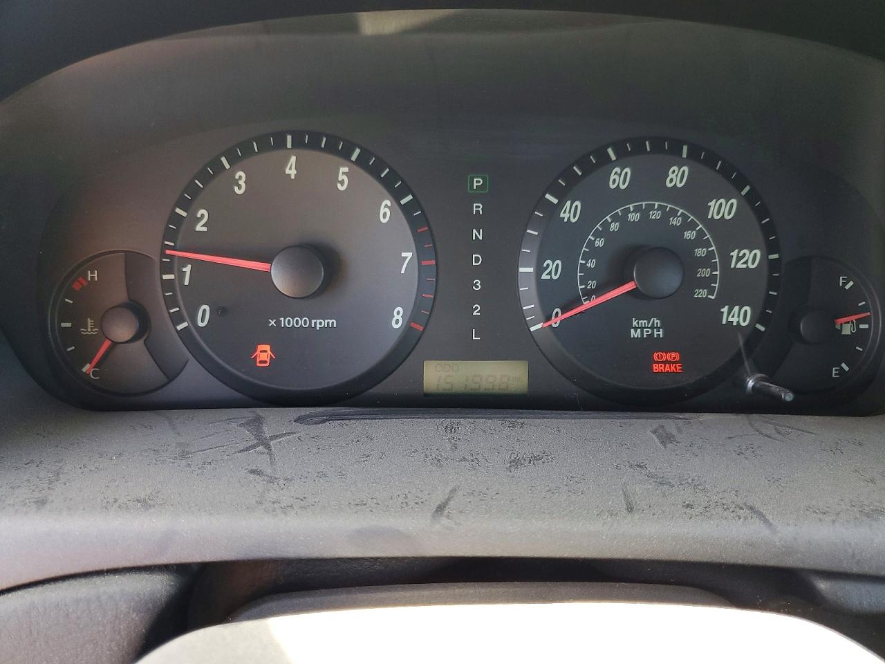 2004 Hyundai Elantra VIN KMHDN46D64U819609 photo 9