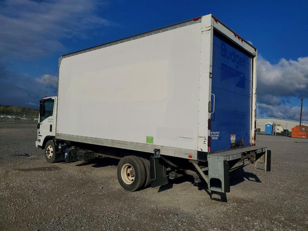 2018 Isuzu Npr VIN JALC4W16XJ7007438 photo 2