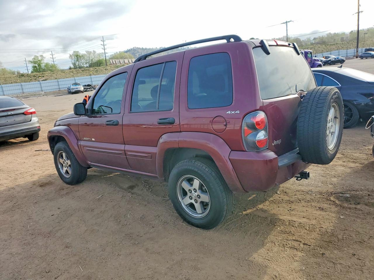2002 Jeep Liberty VIN 1J4GL58K72W124138 photo 2
