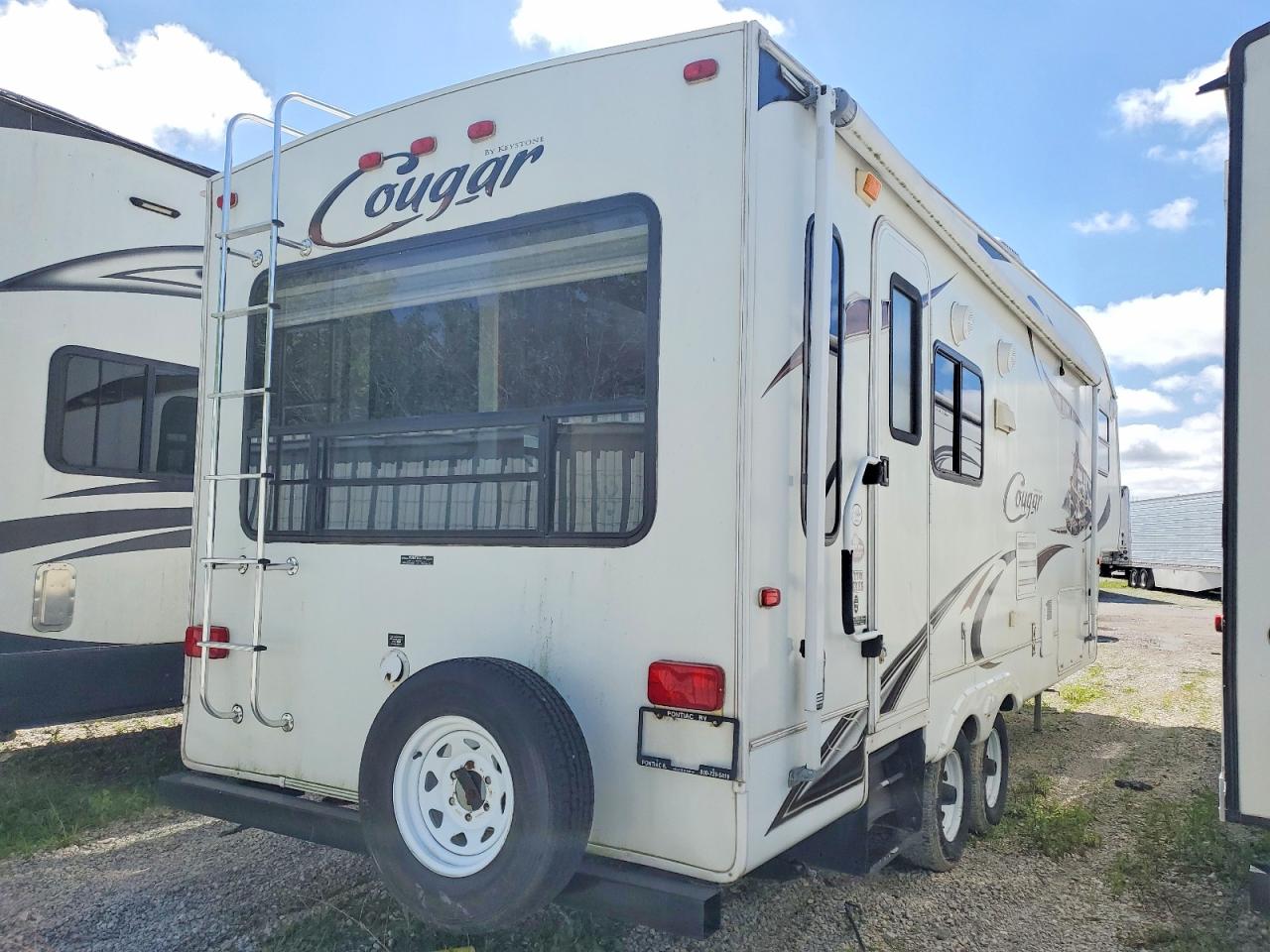2009 KEYSTONE Trailer VIN 4YDF2762X92504737 photo 4