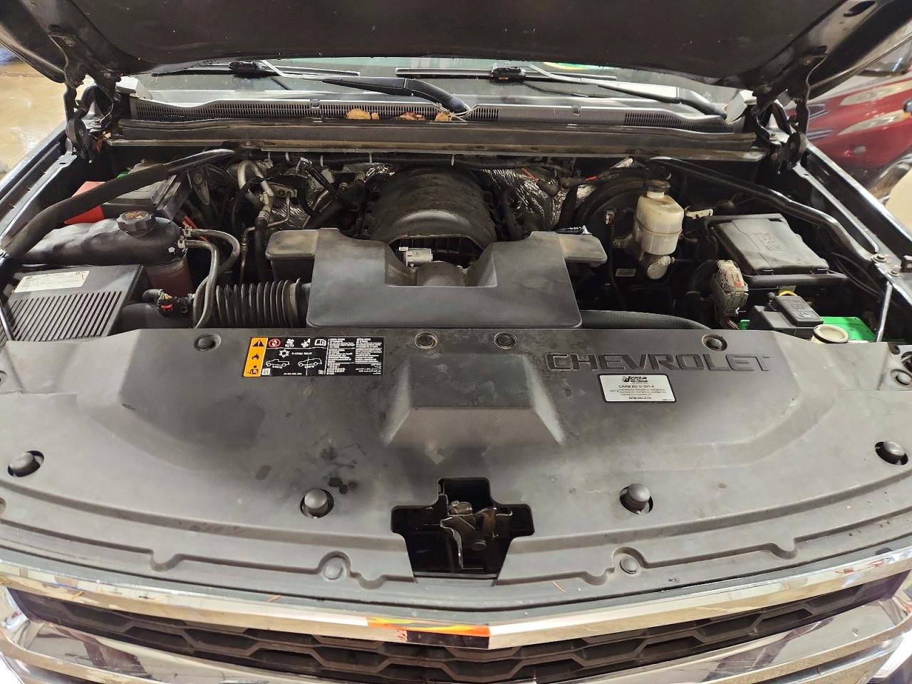 2017 Chevrolet Tahoe VIN 1GNSKFKCXHR210942 photo 11