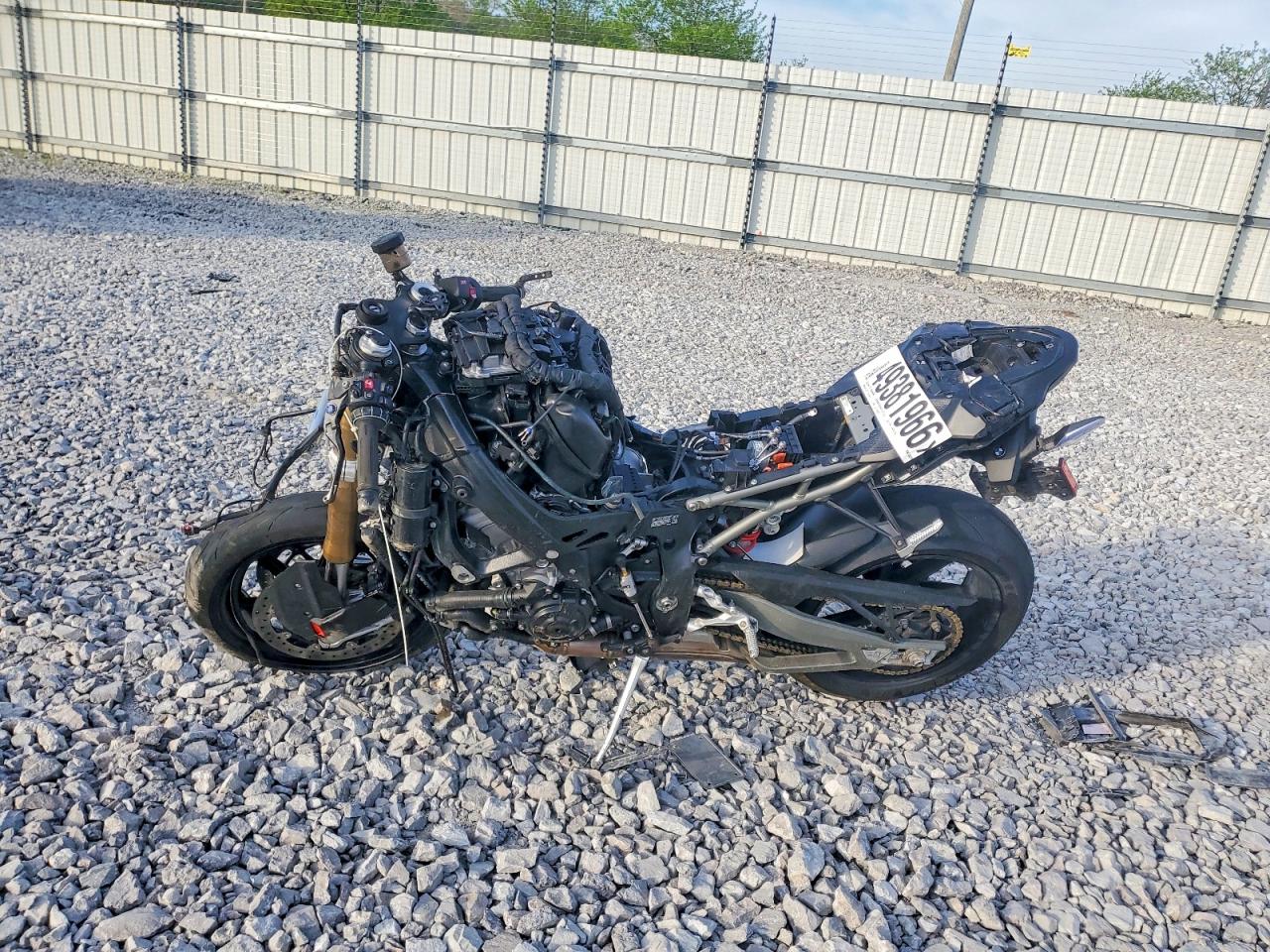 2025 BMW S VIN WB10P230XS6L62112 photo 3