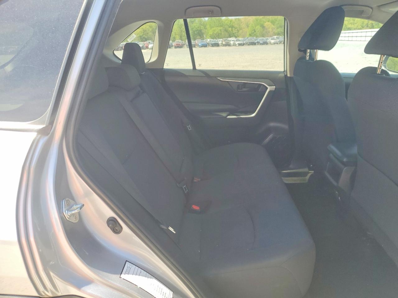 2020 Toyota Rav4 VIN 2T3H1RFV2LC047992 photo 11