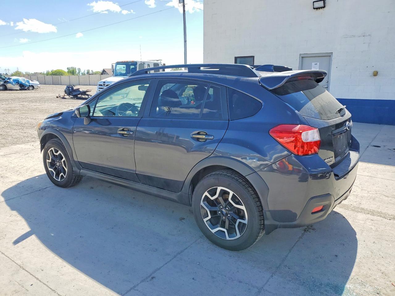 2016 Subaru Crosstrek VIN JF2GPALC6G8241340 photo 2
