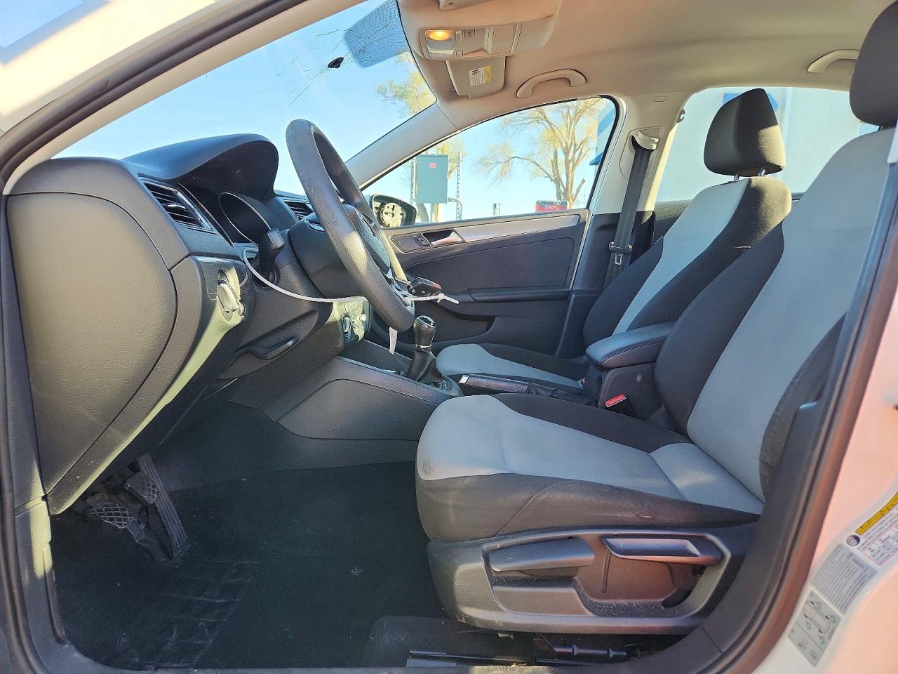 2017 Volkswagen Jetta VIN 3VW167AJ8HM393982 photo 7
