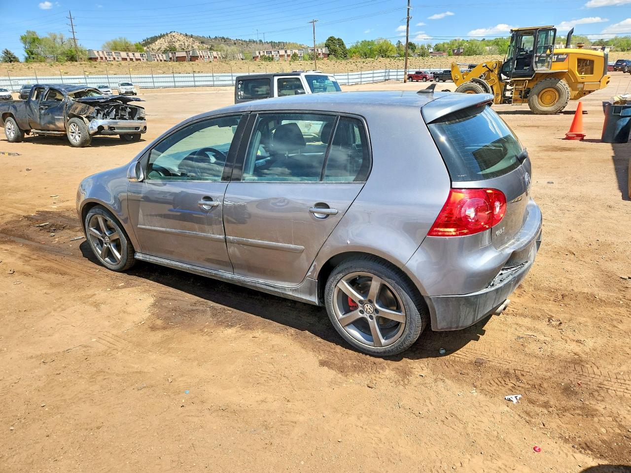 2008 VOLKSWAGEN Gti VIN WVWHV71K08W243068 photo 2
