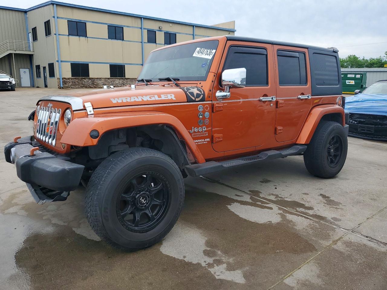 2011 Wrangler / VIN 1J4BA3H16BL520395 photo 1